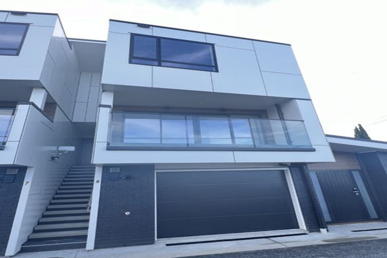 Photo of property in 8/35 Centreway Road, Orewa, 0931