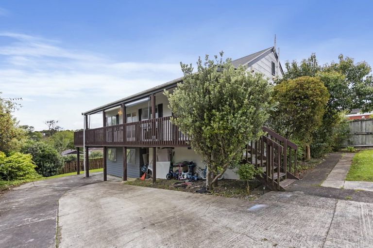 Photo of property in 7 Kingussie Place, Highland Park, Auckland, 2010