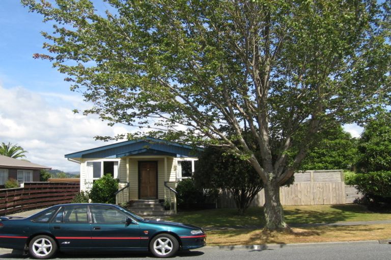 Photo of property in 113 California Drive, Totara Park, Upper Hutt, 5018