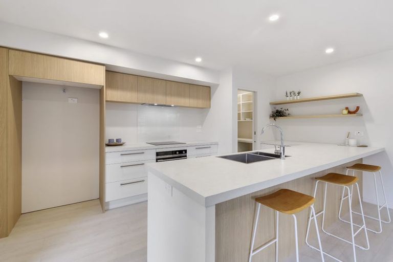 Photo of property in 6 Full Moon Lane, Rolleston, 7614