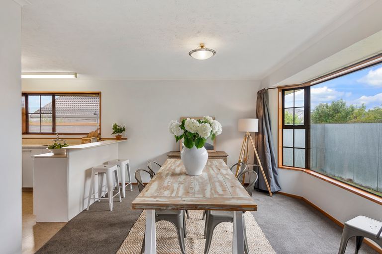 Photo of property in 60a Main North Road, Woodend, 7610