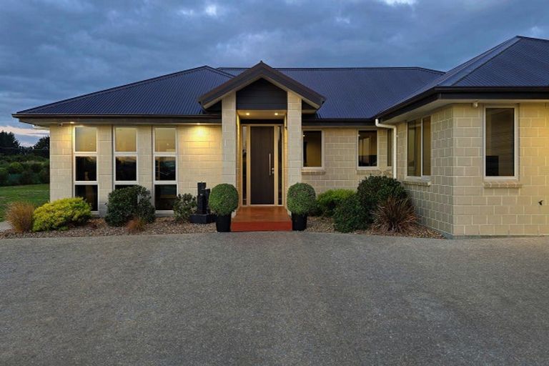 Photo of property in 15 Carex Grove, Foxton Beach, Foxton, 4815