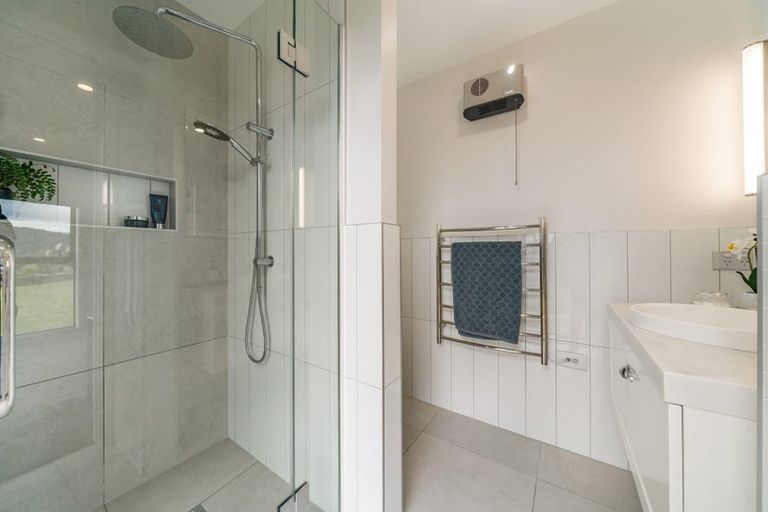 Photo of property in 49 Crest Road, Akatarawa, Upper Hutt, 5372