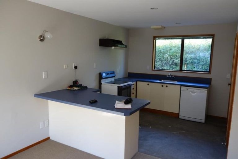 Photo of property in 54 Palatine Terrace, Saint Martins, Christchurch, 8022