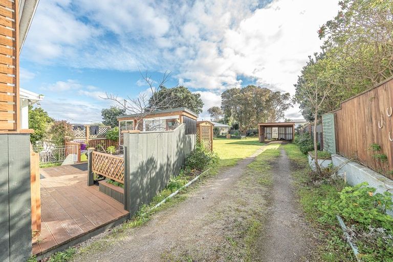 Photo of property in 45 Mosston Road, Castlecliff, Whanganui, 4501