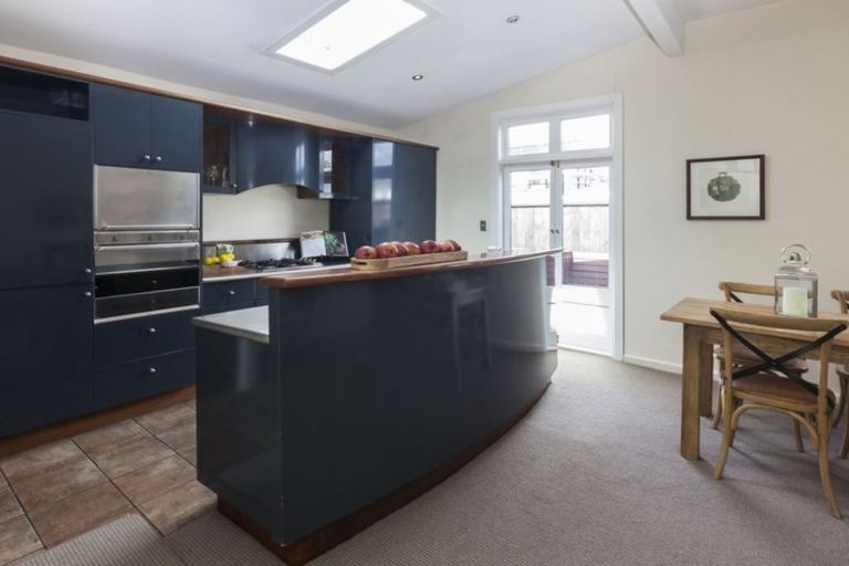 Photo of property in 54 Hawkesbury Avenue, St Albans, Christchurch, 8014