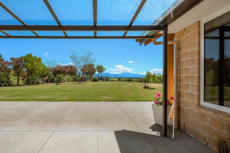 Photo of property in 670 Hawkesbury Road, Hawkesbury, Blenheim, 7272