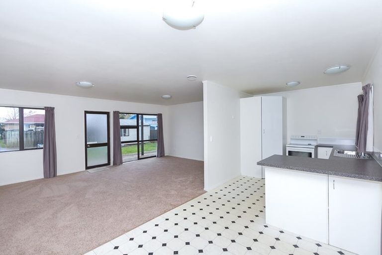 Photo of property in 7a Sunnyside Road, Nawton, Hamilton, 3200