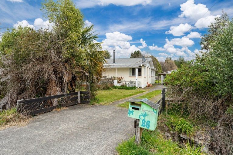 Photo of property in 26 Lee Road, Hannahs Bay, Rotorua, 3010