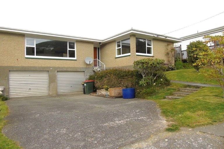 Photo of property in 4 Khouri Avenue, Karori, Wellington, 6012