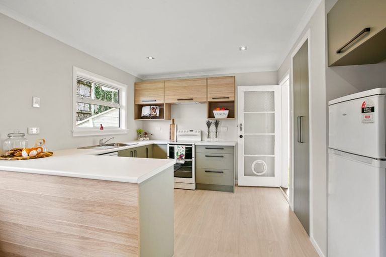 Photo of property in 36b Beaumont Crescent, Frankleigh Park, New Plymouth, 4310