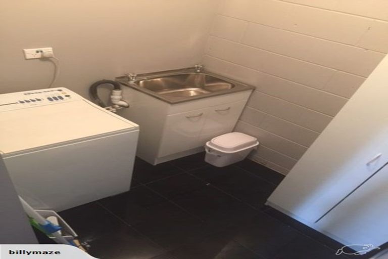 Photo of property in 35 Marriott Road, Pakuranga, Auckland, 2010