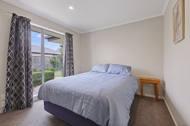 Photo of property in 50 Church Street, Oxford, 7430