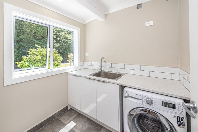 Photo of property in 14 Turere Place, Otamatea, Whanganui, 4501