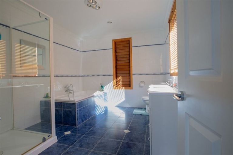 Photo of property in 76 Teapot Valley Road, Brightwater, 7091