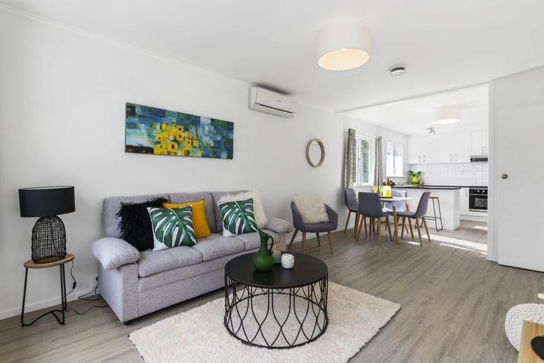 Photo of property in 10 Williams Crescent, Otara, Auckland, 2023