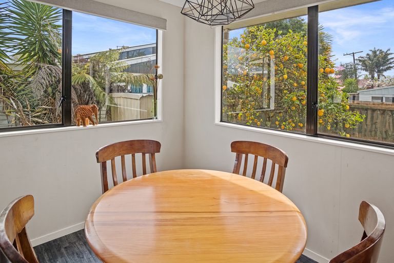 Photo of property in 42a Weld Street, Cambridge, 3434