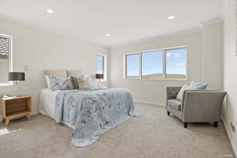 Photo of property in 48 Tir Conaill Avenue, Flat Bush, Auckland, 2019