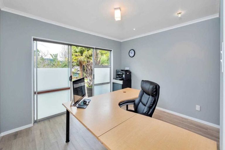 Photo of property in 81 Red Hill Road, Red Hill, Papakura, 2110