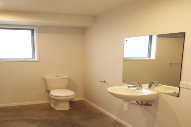 Photo of property in 2 Huetu Place, Bell Block, New Plymouth, 4312