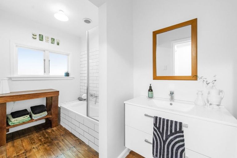 Photo of property in 1436 Leeston Road, Doyleston, 7682