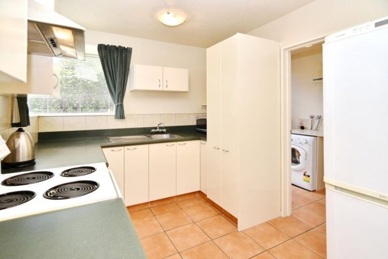 Photo of property in 1/35 Laing Crescent, Heathcote Valley, Christchurch, 8022