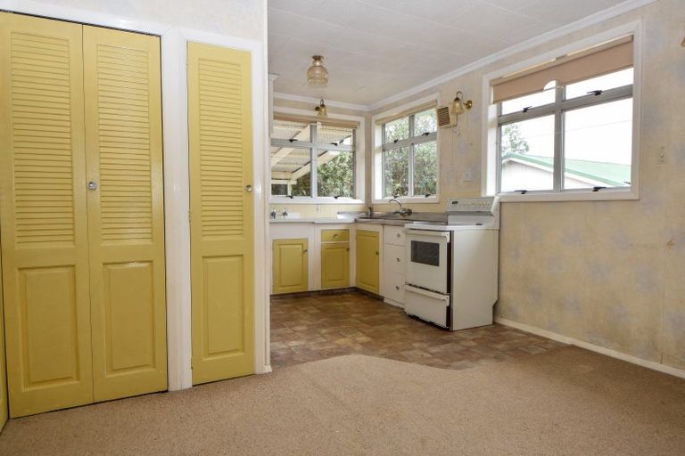 Photo of property in 24 Diamond Street, Carterton, 5713