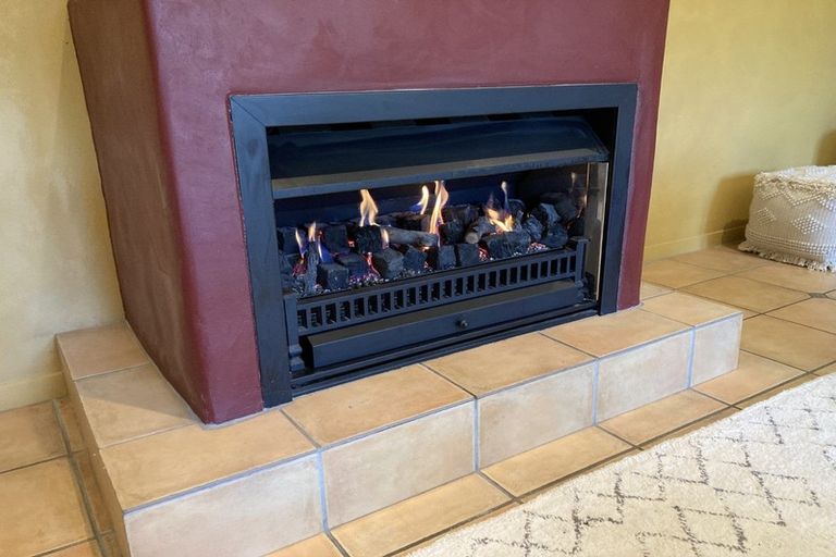 Photo of property in 21 Amoka Crescent, Parklands, Christchurch, 8083