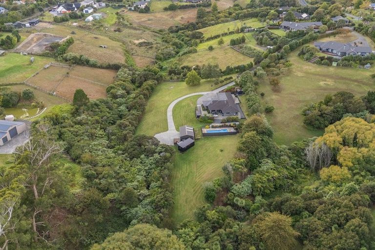 Photo of property in 71 Kaipara Road, Papakura, 2582