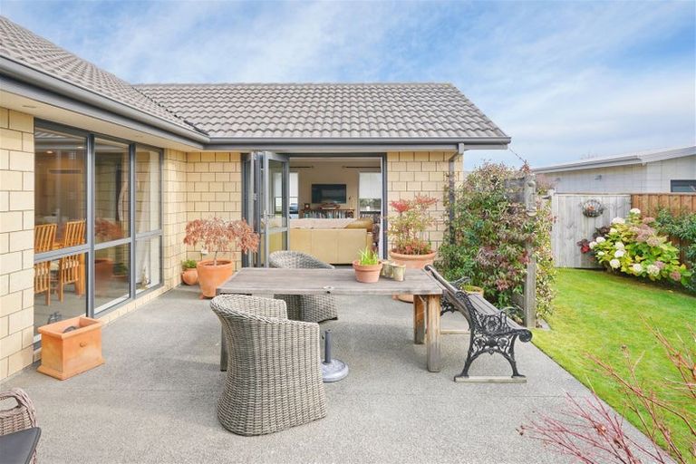 Photo of property in 24 Hakatere Road, Pegasus, 7612