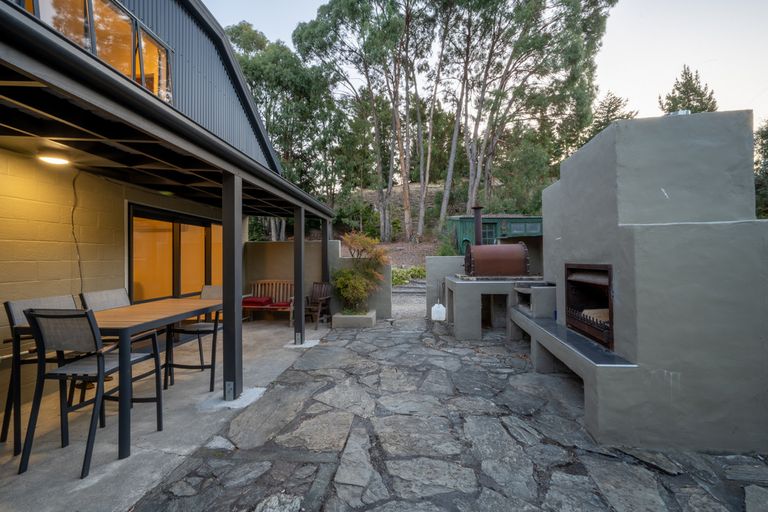 Photo of property in 97 Letts Gully Road, Letts Gully, Alexandra, 9393