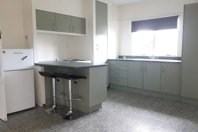 Photo of property in 11 Selwyn Avenue, Avenues, Whangarei, 0110