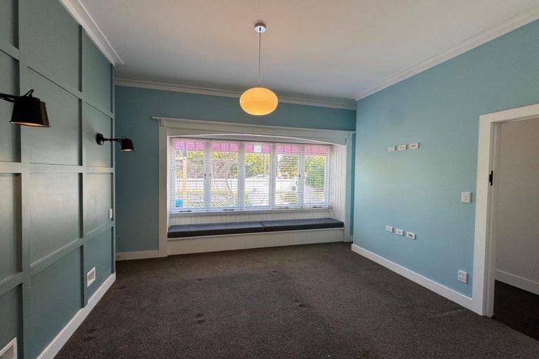 Photo of property in 127 Georges Drive, Napier South, Napier, 4110