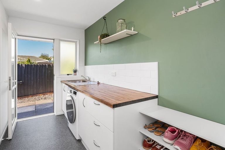 Photo of property in 35 Durrell Way, Rolleston, 7614