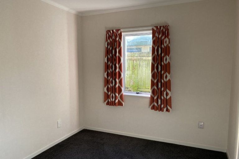 Photo of property in 3 Nathan Avenue, Paraparaumu Beach, Paraparaumu, 5032