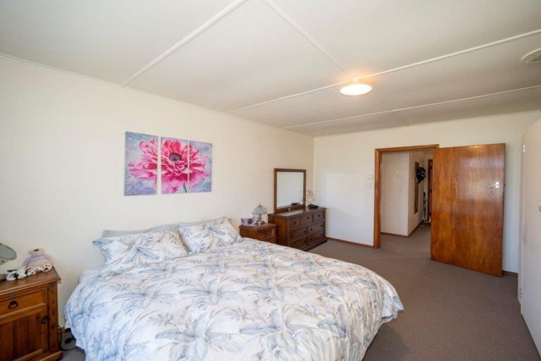 Photo of property in 10 Bright Street, Eketahuna, 4900