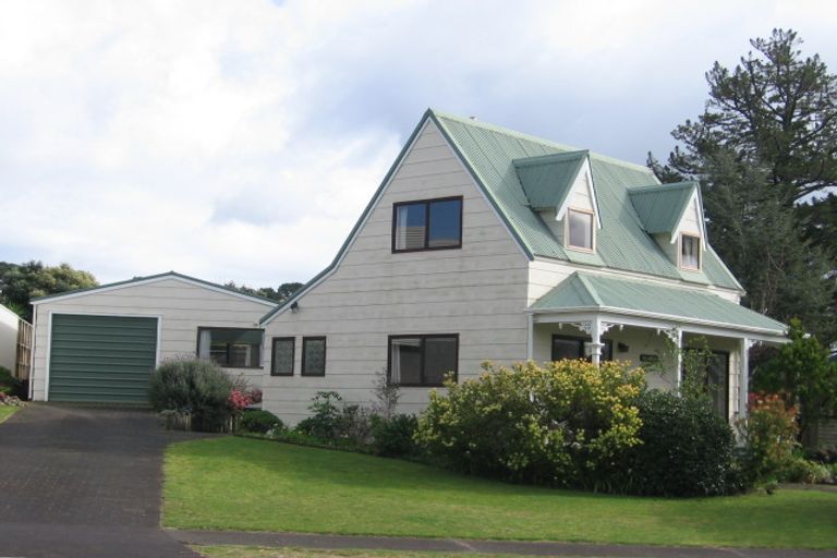 Photo of property in 12 Jubilee Drive, Pauanui, Hikuai, 3579