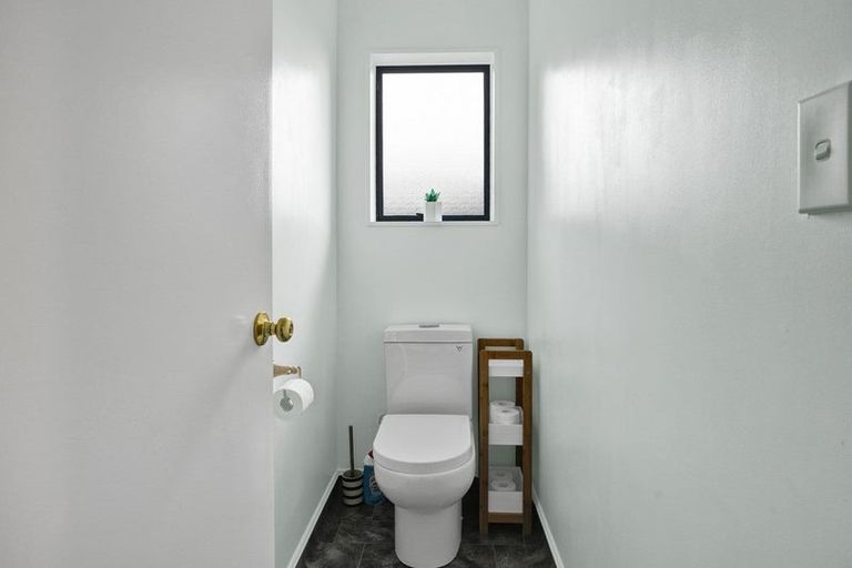 Photo of property in 184c Glover Road, Hawera, 4610