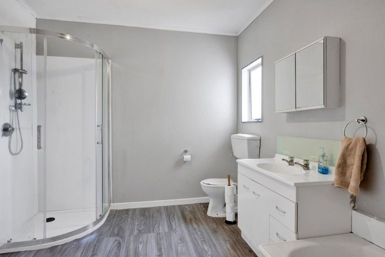 Photo of property in 43 Brown Street, Inglewood, 4330