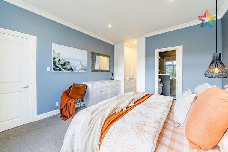 Photo of property in 42 Kensington Avenue, Petone, Lower Hutt, 5012