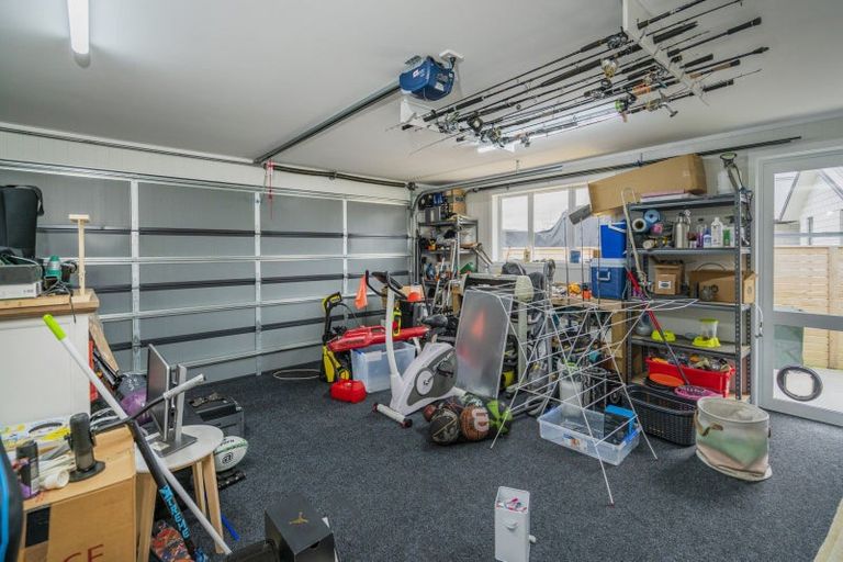 Photo of property in 7 Ronomor Place, Whitianga, 3510