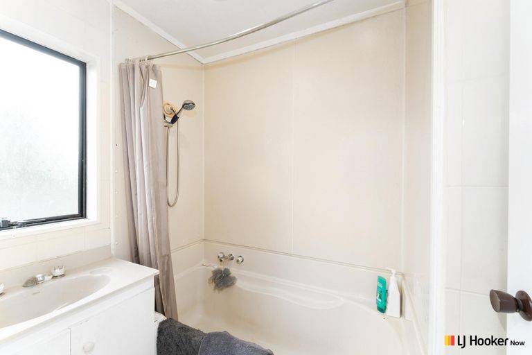 Photo of property in 1/24 Leven Lane, Totara Heights, Auckland, 2105