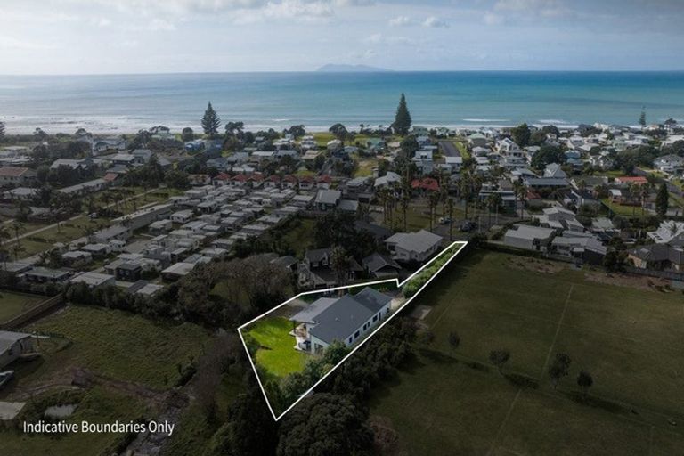 Photo of property in 11-13 Palm Grove, Waihi Beach, 3611
