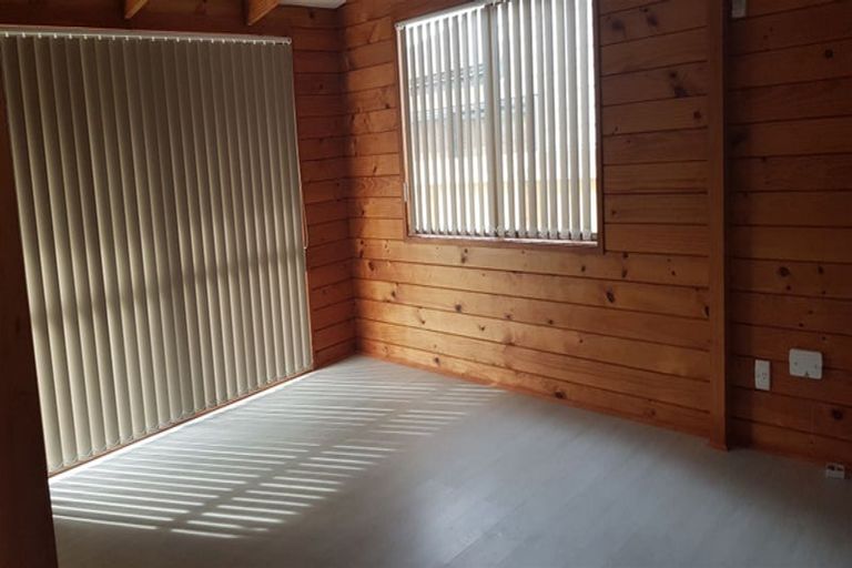 Photo of property in 45 Carnoustie Drive, Wattle Downs, Auckland, 2103