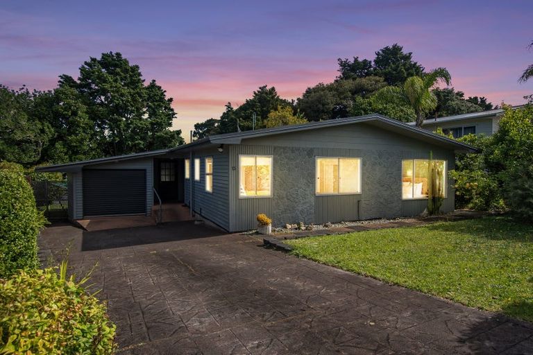 Photo of property in 13 Kotare Crescent, Maunu, Whangarei, 0110
