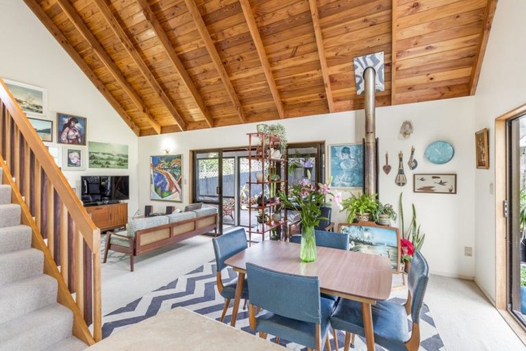 Photo of property in 1/31 Akehurst Avenue, New Lynn, Auckland, 0600