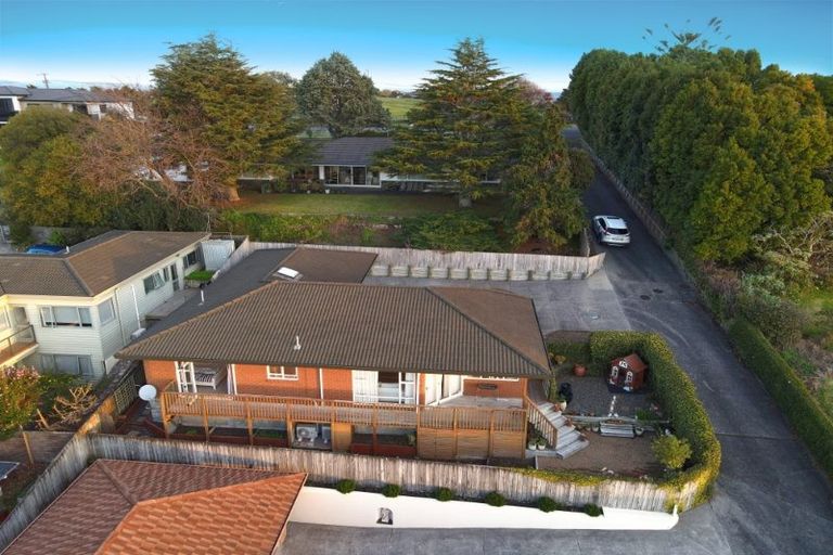 Photo of property in 132b Redoubt Road, Goodwood Heights, Auckland, 2105