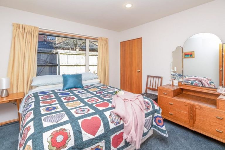 Photo of property in 6 Somerton Rise, Westmorland, Christchurch, 8025