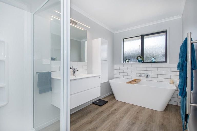 Photo of property in 107 Wairau Drive, Tikipunga, Whangarei, 0112