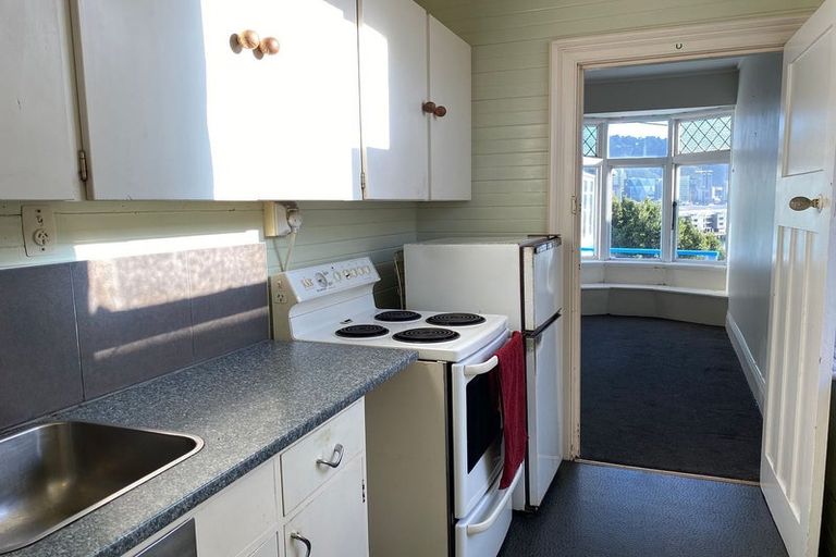 Photo of property in 14 Prince Street, Mount Victoria, Wellington, 6011
